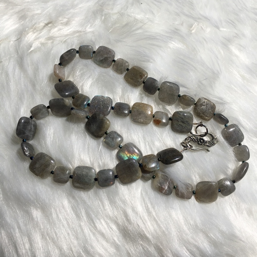 Labradorite Necklace Handmade - Picture 4 of 9
